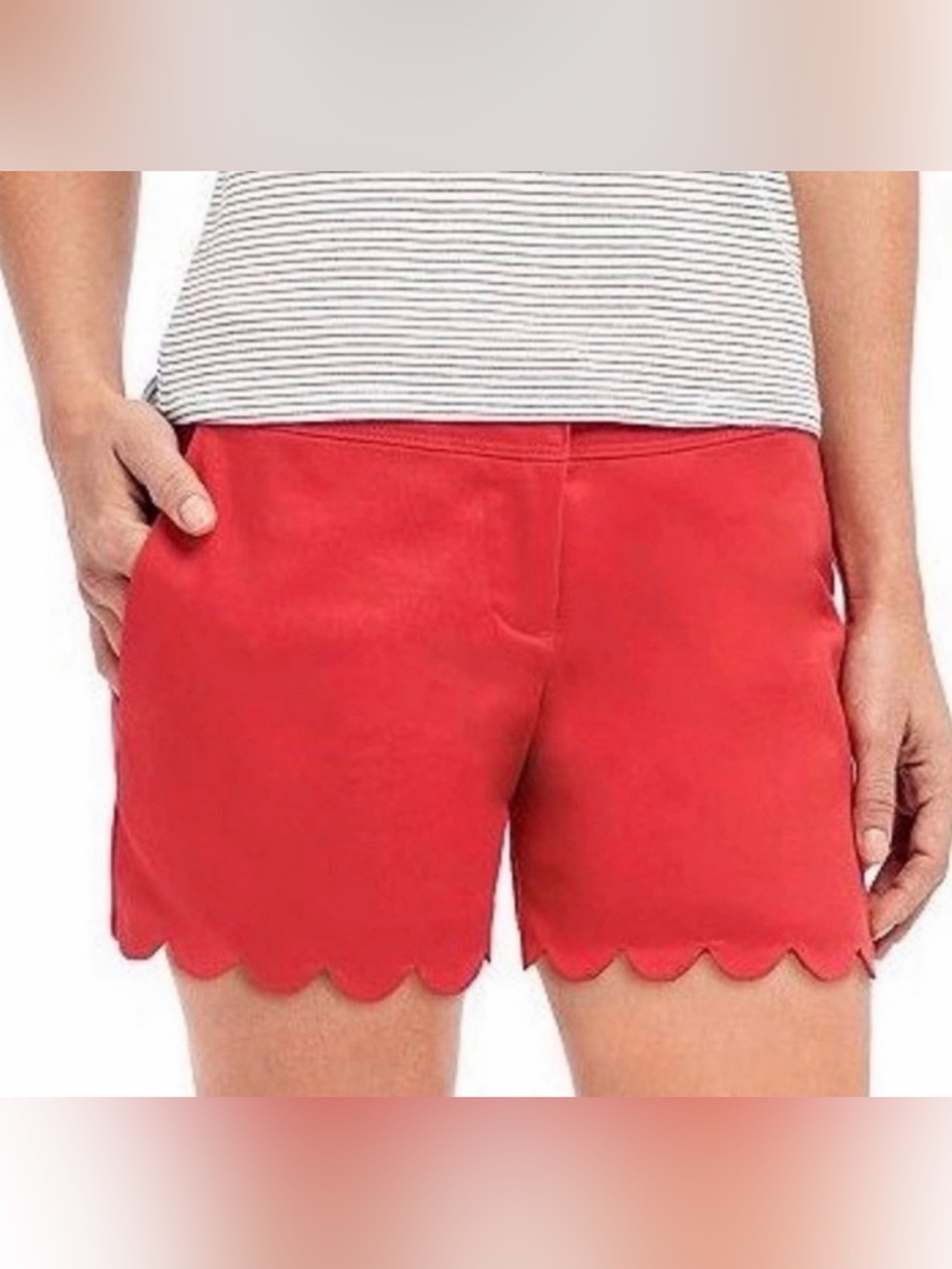 The Limited Red Scallop-Hem High Waist‎ Women's Shorts